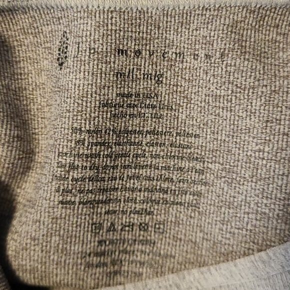 FP Grey Crop Tank M/L - Picture 3 of 3